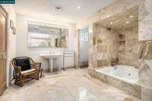 13460 Skyline Blvd, Oakland, CA 94619 - Photo 17