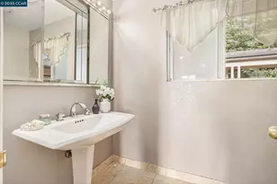 13460 Skyline Blvd, Oakland, CA 94619 - Photo 11