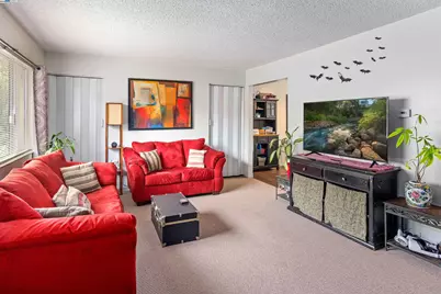 1512 Mozart St, Alameda, CA 94501 - Photo 13