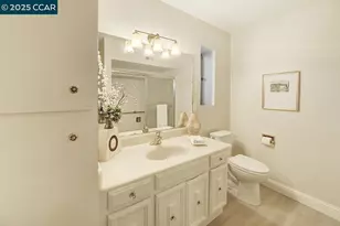 2900 Tice Creek Dr, Walnut Creek, CA 94595 - Photo 47