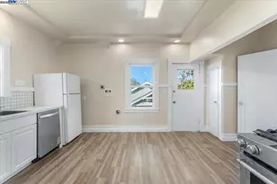 629 Santa Clara Ave, Alameda, CA 94501 - Photo 15