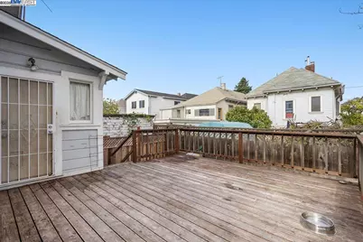 629 Santa Clara Ave., Alameda, CA 94501 - Photo 33