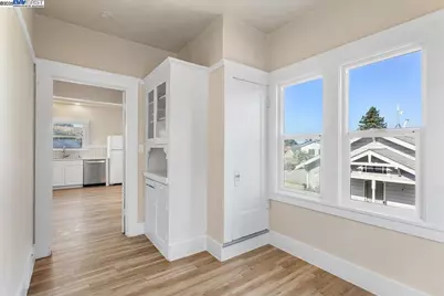 629 Santa Clara Ave., Alameda, CA 94501 - Photo 17