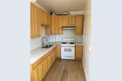 2212 17th Ave, Oakland, CA 94606 - Photo 13