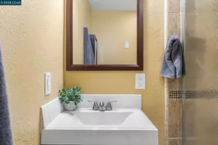 1939 20th St, San Pablo, CA 94806 - Photo 37