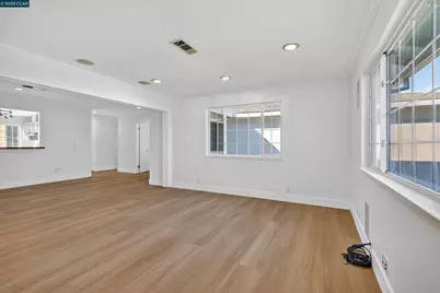 705 Danrose Dr, American Canyon, CA 94503 - Photo 9