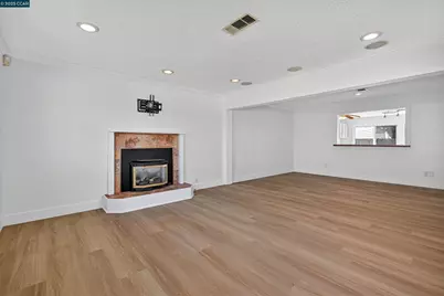 705 Danrose Dr, American Canyon, CA 94503 - Photo 11