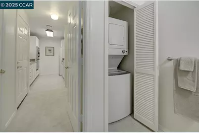 1840 Tice Creek Dr #2110, Walnut Creek, CA 94595 - Photo 5