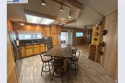 324 Waikiki Circle, Union City, CA 94587 - Photo 11