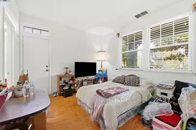 1136 Taraya Ter, Hercules, CA 94547 - Photo 31