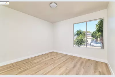 2117 Lopez Dr, Antioch, CA 94509 - Photo 5