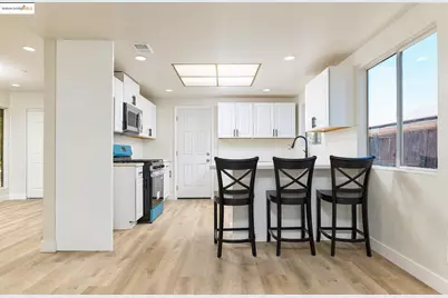 2117 Lopez Dr, Antioch, CA 94509 - Photo 13