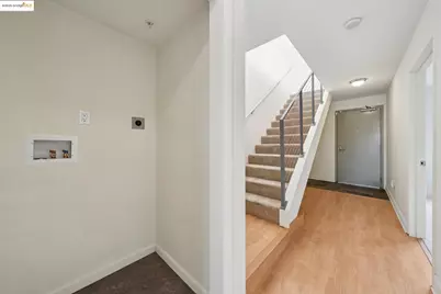 485 Macarthur Blvd #407, Oakland, CA 94609 - Photo 17