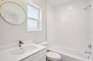 882 61st St, Oakland, CA 94608 - Photo 17