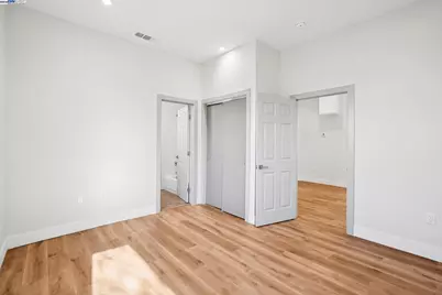 882 61st St, Oakland, CA 94608 - Photo 21