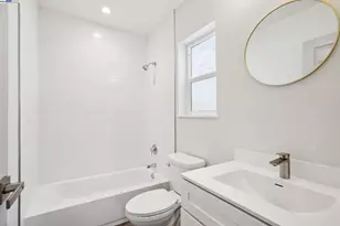 882 61st St, Oakland, CA 94608 - Photo 13