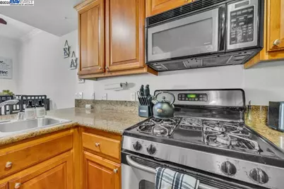 4800 Westlake Pkwy #105, Sacramento, CA 95835 - Photo 11