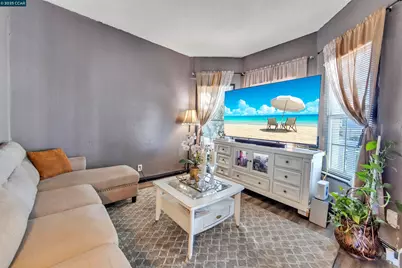 115 Ohio Ave, Richmond, CA 94804 - Photo 5