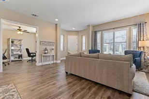 6454 Green Castle Cir, Discovery Bay, CA 94505 - Photo 7