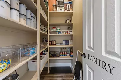 6454 Green Castle Cir, Discovery Bay, CA 94505 - Photo 13