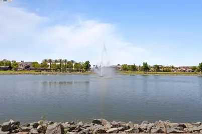 6454 Green Castle Cir, Discovery Bay, CA 94505 - Photo 51