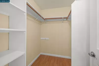 560 Canyon Oaks #H, Oakland, CA 94605 - Photo 11