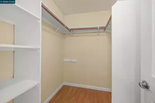 560 Canyon Oaks, Oakland, CA 94605 - Photo 11