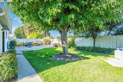 4023 Roland Dr, Concord, CA 94521 - Photo 53