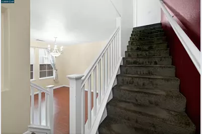 5700 Oakmont Dr, Richmond, CA 94806 - Photo 27