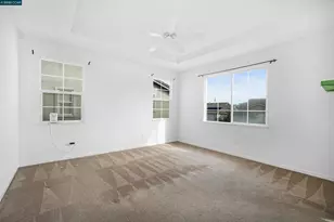 5700 Oakmont Dr, Richmond, CA 94806 - Photo 29