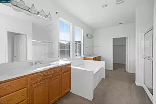 5700 Oakmont Dr, Richmond, CA 94806 - Photo 31