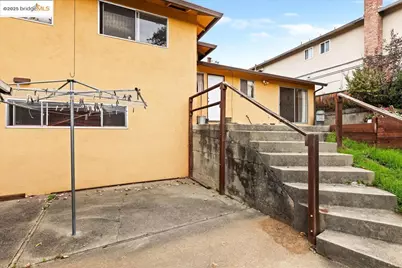 4704 Scotia Ave, Oakland, CA 94605 - Photo 27