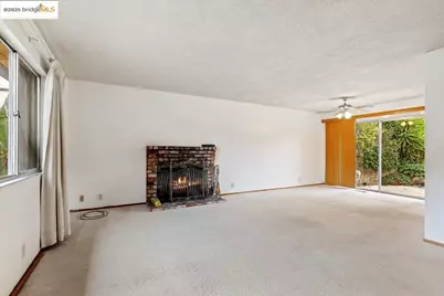 4704 Scotia Ave, Oakland, CA 94605 - Photo 5
