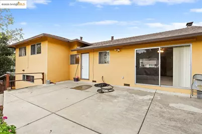 4704 Scotia Ave, Oakland, CA 94605 - Photo 25