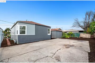 9028 A St, Oakland, CA 94603 - Photo 25