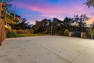 961 Oak View Cir, Lafayette, CA 94549 - Photo 51