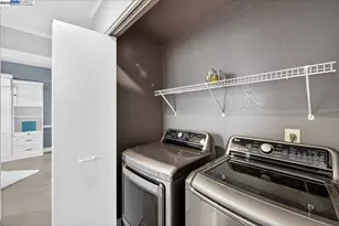 7875 Canyon Meadow Circle, Pleasanton, CA 94588 - Photo 19