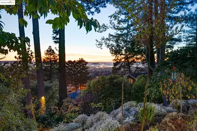 6141 Merriewood Dr, Oakland, CA 94611 - Photo 47