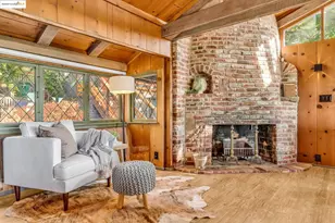 6141 Merriewood Dr, Oakland, CA 94611 - Photo 13