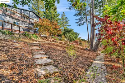 6141 Merriewood Dr, Oakland, CA 94611 - Photo 51