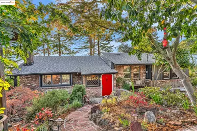 6141 Merriewood Dr, Oakland, CA 94611 - Photo 3