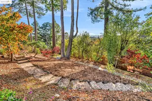 6141 Merriewood Dr, Oakland, CA 94611 - Photo 45