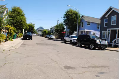 10468 West Court, Oakland, CA 94603 - Photo 19