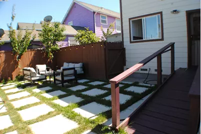 10468 West Court, Oakland, CA 94603 - Photo 13