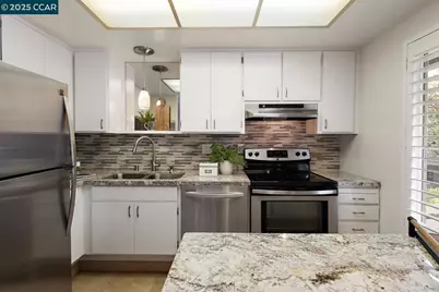 1501 Skycrest Dr #3, Walnut Creek, CA 94595 - Photo 7