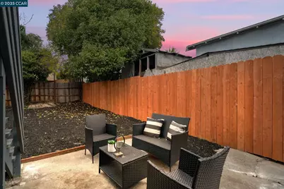 220 Cassady St, Vallejo, CA 94590 - Photo 33