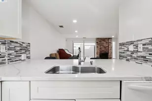3523 Oleander Ave, Alameda, CA 94502 - Photo 5
