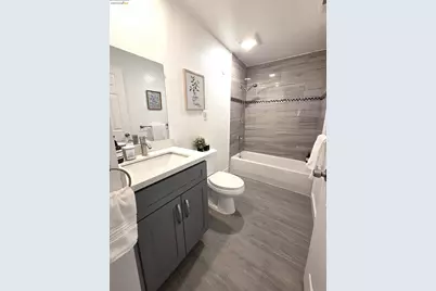 14851 Boulevard Ct, Castro Valley, CA 94578 - Photo 17