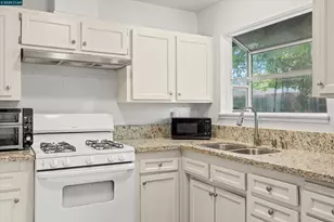 6824 Lumry St, North Highlands, CA 95660 - Photo 11