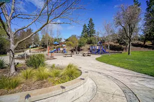 2214 Forsythia Way, Martinez, CA 94553 - Photo 39